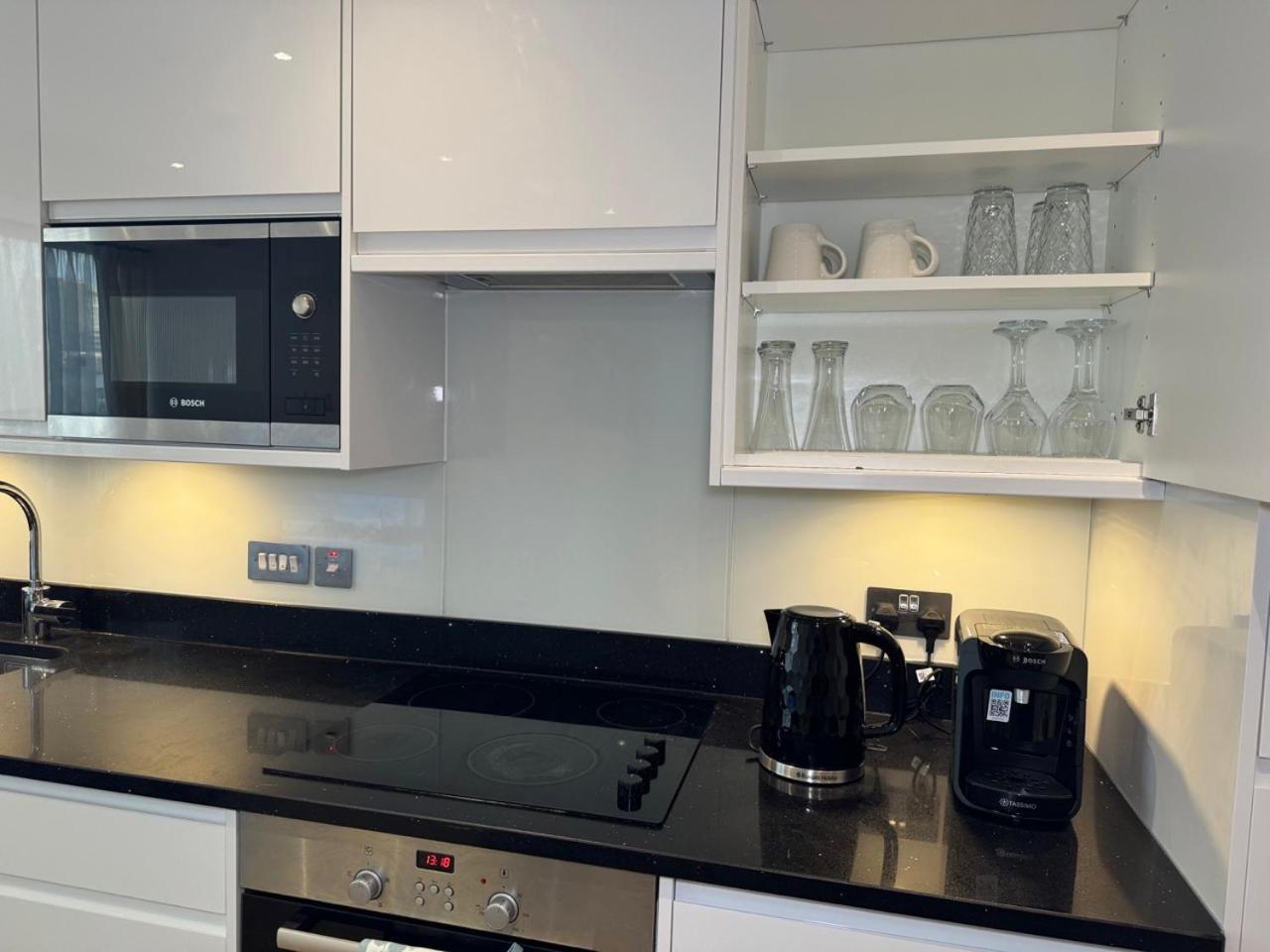 Luxury 2 Bedroom Apartment In Central Croydon With Free Parking Экстерьер фото
