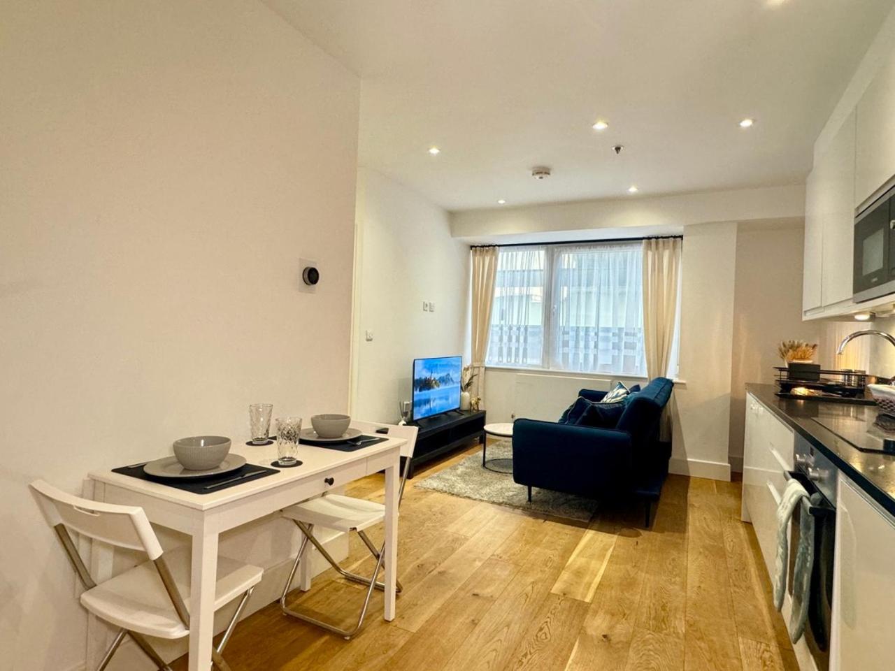 Luxury 2 Bedroom Apartment In Central Croydon With Free Parking Экстерьер фото