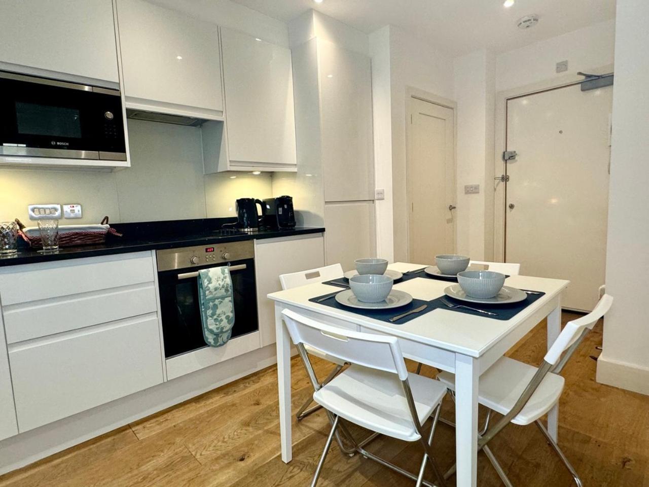 Luxury 2 Bedroom Apartment In Central Croydon With Free Parking Экстерьер фото
